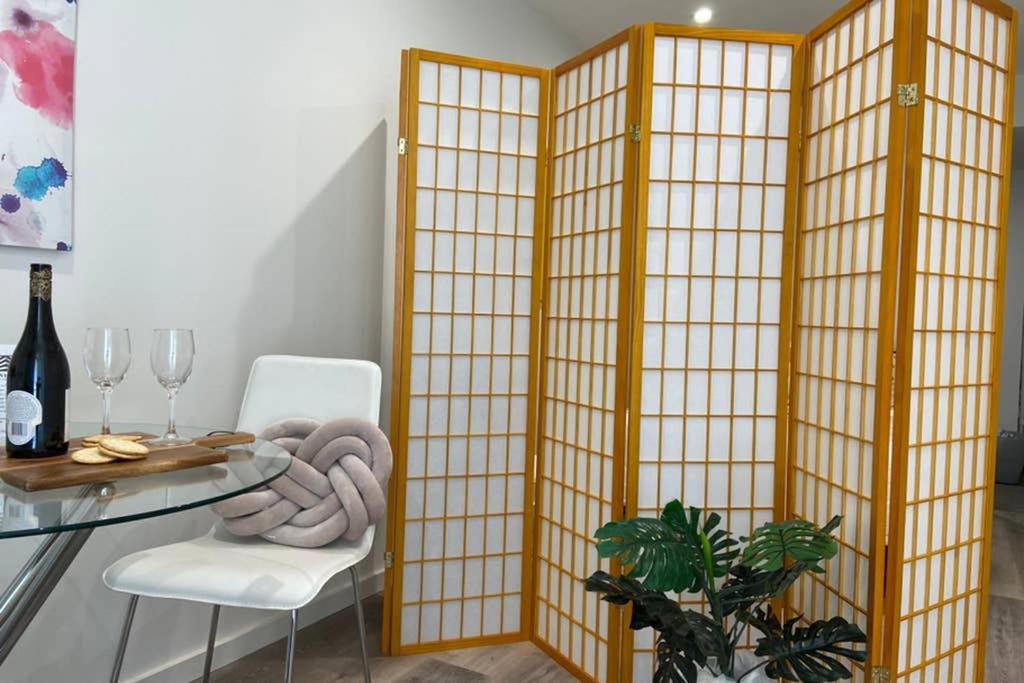 10A Brunswick Living Studio Close To Apt And Cbd Free Wifi Tram At Doorstep Melbourne Exterior foto